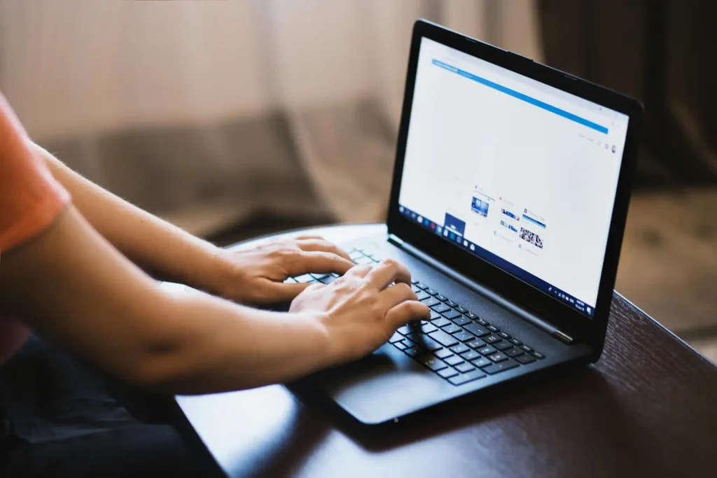 کاربردهای اکانت توییتر قدیمی